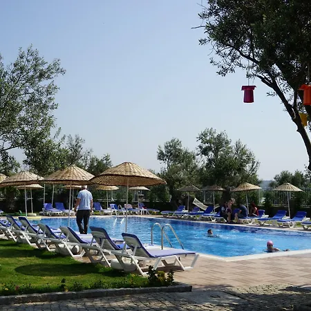 Zeytin Arasi Aparthotel 4*