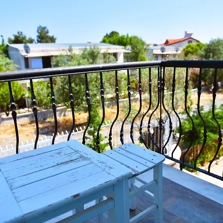 Zeytin Arasi Ayvalik