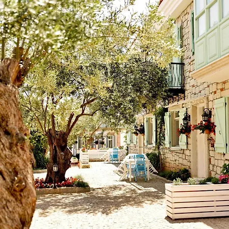 Zeytin Arasi Apart-hotel Ayvalı