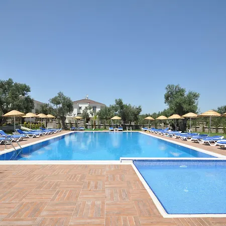 Zeytin Arası 3*