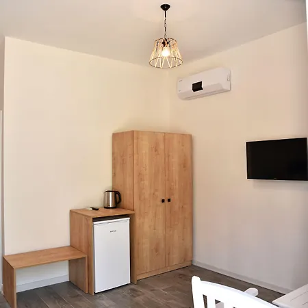 Zeytin Arası Apart Otel 3*