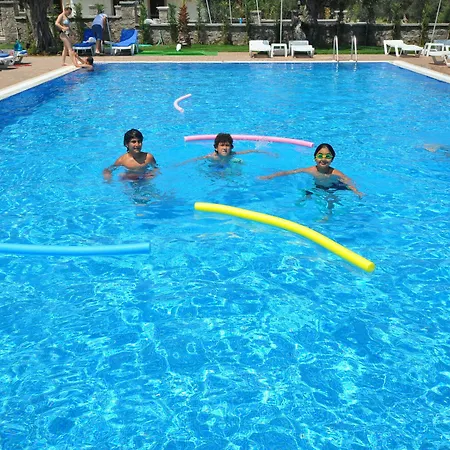 Zeytin Arasi Aparthotel 3*