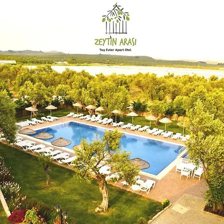 Aparthotel Zeytin Arasi 3*